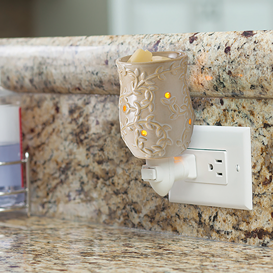 CHAI PLUGGABLE FRAGRANCE WARMER