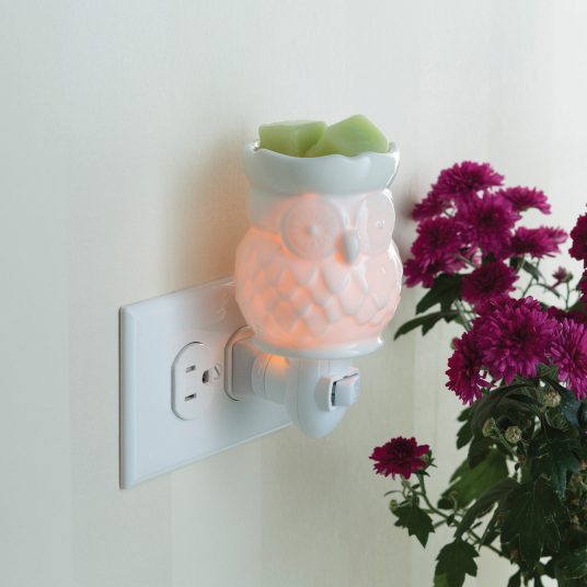 OWL PLUGGABLE FRAGRANCE WARMER